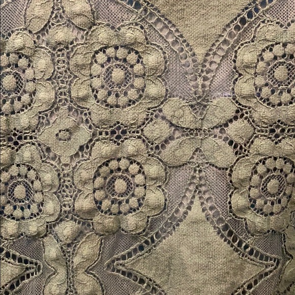 Sleeveless top - Picture 2 of 4